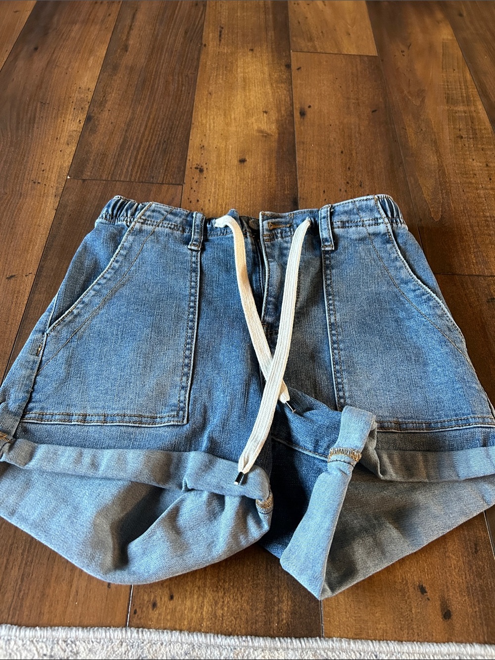 Judy Blue Light Wash Denim Drawstring Women’s Shorts